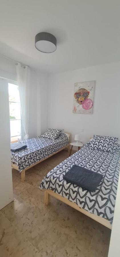 Small Oasis - Appartement 6 Personnes Manilva Extérieur photo